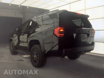 2025 Toyota 4Runner SR5 - miniatura 8