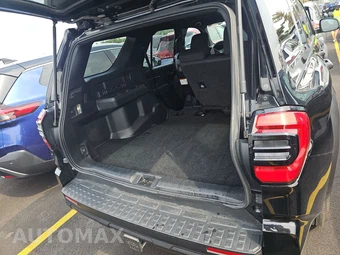 2025 Toyota 4Runner SR5 - miniatura 16
