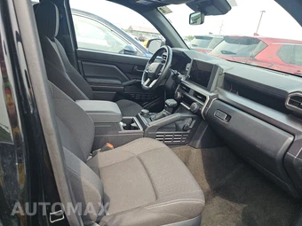 2025 Toyota 4Runner SR5 - miniatura 8