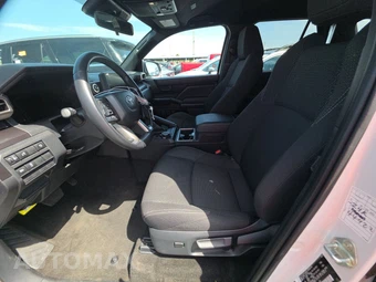 2025 Toyota 4Runner SR5 - miniatura 7