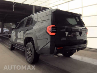 2025 Toyota 4Runner SR5 - miniatura 6