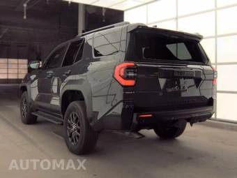 2025 Toyota 4Runner SR5 - miniatura 6
