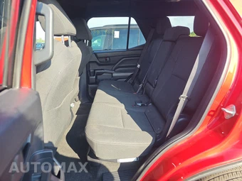 2025 Toyota 4Runner SR5 - miniatura 13