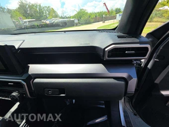 2025 Toyota 4Runner SR5 - miniatura 16