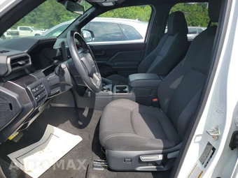 2025 Toyota 4Runner SR5 - miniatura 7