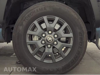 2025 Toyota 4Runner SR5 - miniatura 10