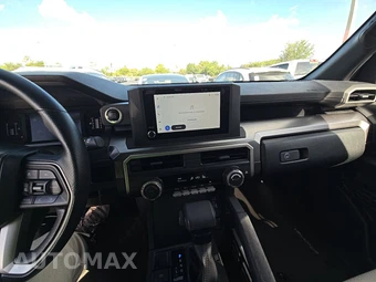 2025 Toyota 4Runner SR5 - miniatura 17