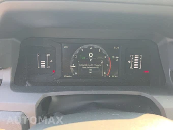 2025 Toyota 4Runner SR5 - miniatura 12