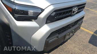 2025 Toyota 4Runner SR5 - miniatura 21