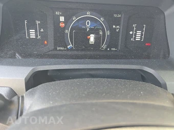 2025 Toyota 4Runner SR5 - miniatura 12