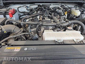 2025 Toyota 4Runner SR5 - miniatura 15