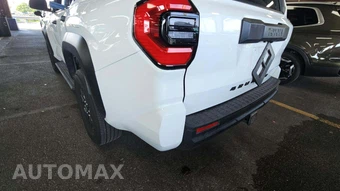 2025 Toyota 4Runner SR5 - miniatura 22