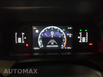 2025 Toyota 4Runner SR5 - miniatura 12