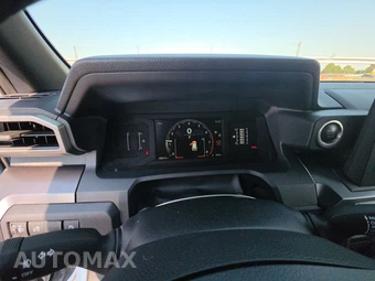 2025 Toyota 4Runner SR5 - miniatura 18