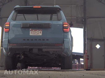 2025 Toyota 4Runner SR5 - miniatura 7