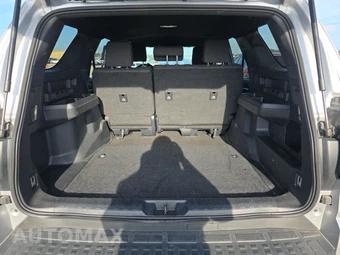 2025 Toyota 4Runner SR5 - miniatura 16