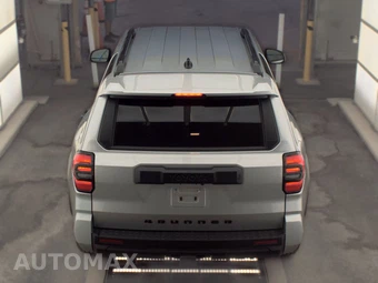 2025 Toyota 4Runner SR5 - miniatura 5