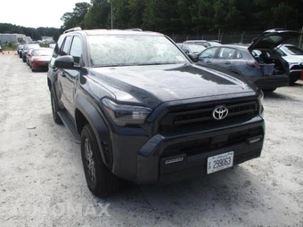2025 Toyota 4Runner SR5 - miniatura 24