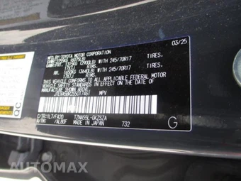 2025 Toyota 4Runner SR5 - miniatura 3