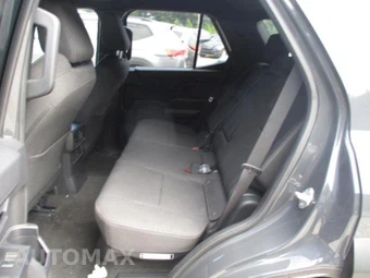 2025 Toyota 4Runner SR5 - miniatura 8
