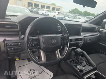2025 Toyota 4Runner SR5 - miniatura 11