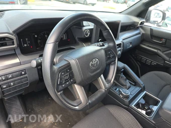 2025 Toyota 4Runner SR5 - miniatura 10