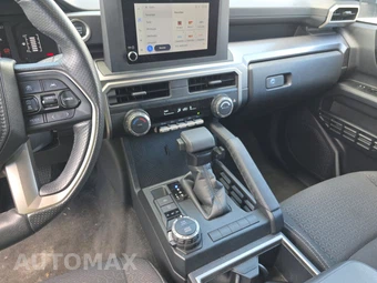 2025 Toyota 4Runner SR5 - miniatura 11