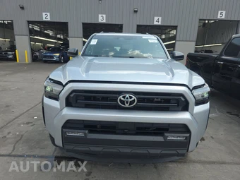 2025 Toyota 4Runner SR5 - miniatura 2