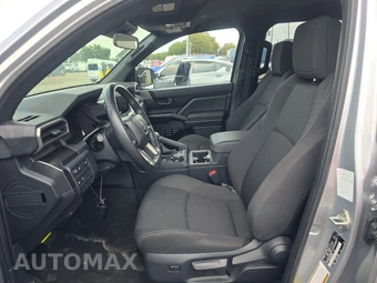 2025 Toyota 4Runner SR5 - miniatura 7