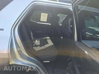 2025 Toyota 4Runner SR5 - miniatura 14