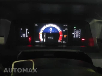 2025 Toyota 4Runner SR5 - miniatura 18