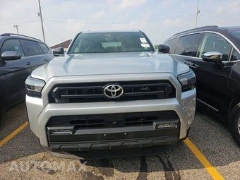 2025 Toyota 4Runner SR5 - miniatura 2