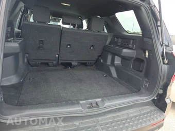 2025 Toyota 4Runner SR5 - miniatura 16