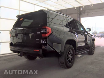 2025 Toyota 4Runner SR5 - miniatura 4
