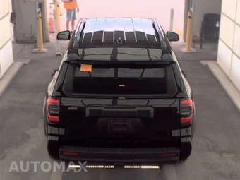 2025 Toyota 4Runner SR5 - miniatura 5