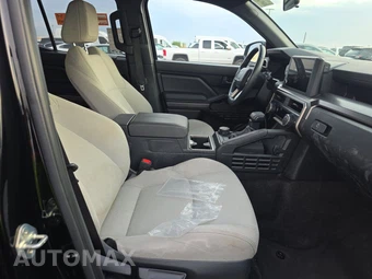 2025 Toyota 4Runner SR5 - miniatura 14