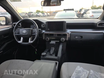 2025 Toyota 4Runner SR5 - miniatura 17