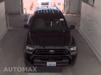 2025 Toyota 4Runner SR5 - miniatura 2