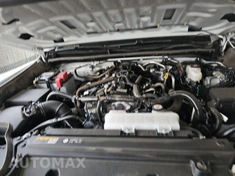 2025 Toyota 4Runner SR5 - miniatura 15
