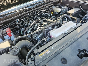 2025 Toyota 4Runner SR5 - miniatura 15