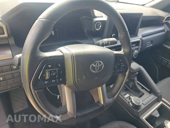 2025 Toyota 4Runner SR5 - miniatura 10