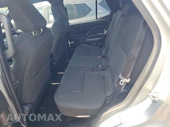 2025 Toyota 4Runner SR5 - miniatura 13