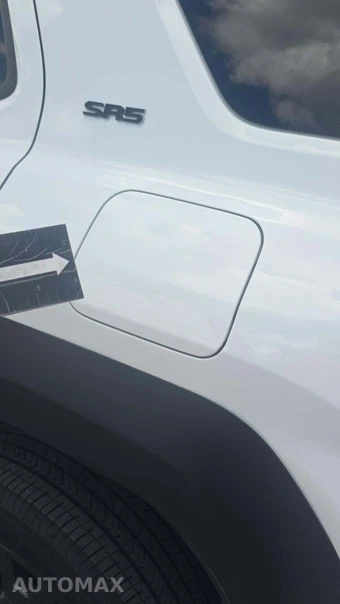 2025 Toyota 4Runner SR5 - miniatura 37