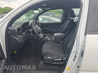 2025 Toyota 4Runner SR5 - miniatura 7