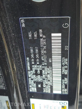 2025 Toyota 4Runner SR5 - miniatura 22