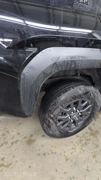 2025 Toyota 4Runner SR5 - miniatura 31