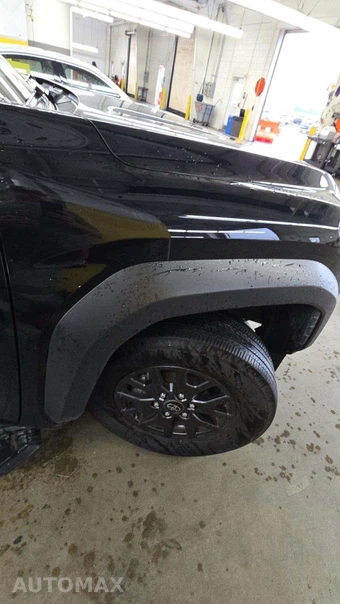2025 Toyota 4Runner SR5 - miniatura 32