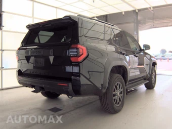 2025 Toyota 4Runner SR5 - miniatura 5