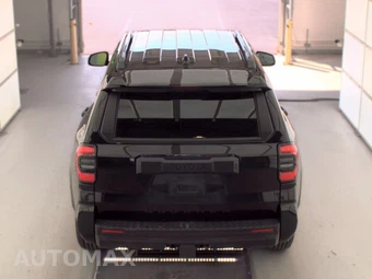 2025 Toyota 4Runner SR5 - miniatura 6