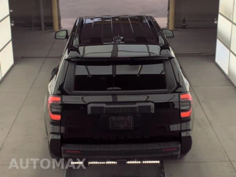 2025 Toyota 4Runner SR5 - miniatura 5